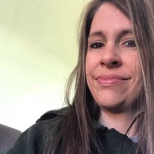 Meet your Posher, Renee